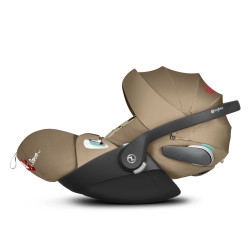 Cybex CLOUD Z2 i-Size 45-87 cm (0+) One love BY KAROLINA KURKOVA Cybex CLOUD Z2 i-Size 45-87 cm (0+) One love BY KAROLINA KURKOVA