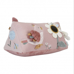 Activity Triangle ‘Flowers & Butterflies’ Activity Triangle ‘Flowers & Butterflies’
