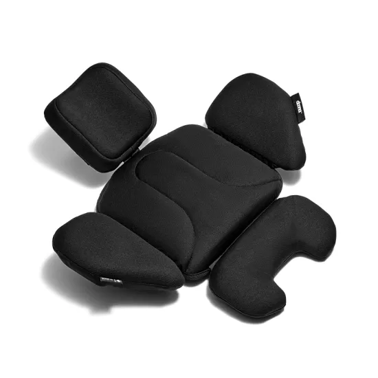 Doona i Autokrēsls un Ratiņi 2in1 Nitro Black