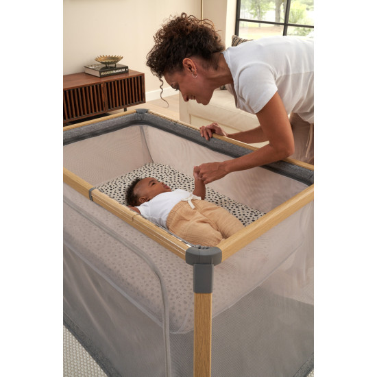 Tutti Bambini Bērnu Gultiņa-Šūpulītis  CoZee Go Oak/Charcoal