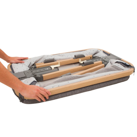 Tutti Bambini mazuļu šūpulis pie gultas CoZee Scandinavian Walnut-Ecru