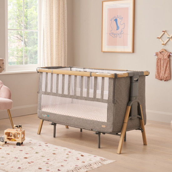 Tutti Bambini mazuļu šūpulis pie gultas CoZee XL Scandinavian Walnut-Ecru