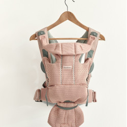 BabyBjörn Move Baby Carrier Dusty Pink Mesh BabyBjörn Move Baby Carrier Dusty Pink Mesh