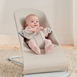 BabyBjörn Bliss atpūtas krēsls Light Beige BabyBjörn Bliss atpūtas krēsls Light Beige