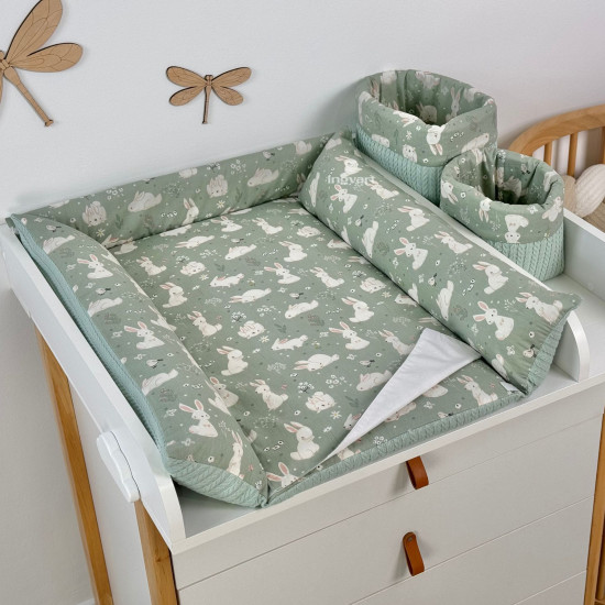 Pārtišanas matracis kumodei Scandi, izmērs 43x94 cm, Bunnies on green