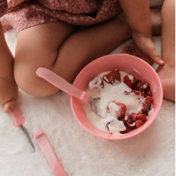 Twistshake bērnu bļodiņa Pastel Pink