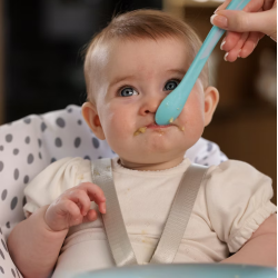 Twistshake Infant Feeding Spoon 2-pack Pastel Blue