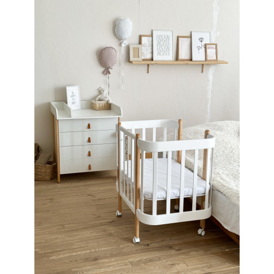 Mēbeļu komplekts: gulta Nika (White/Natural) + kumode Scandi White/Natural