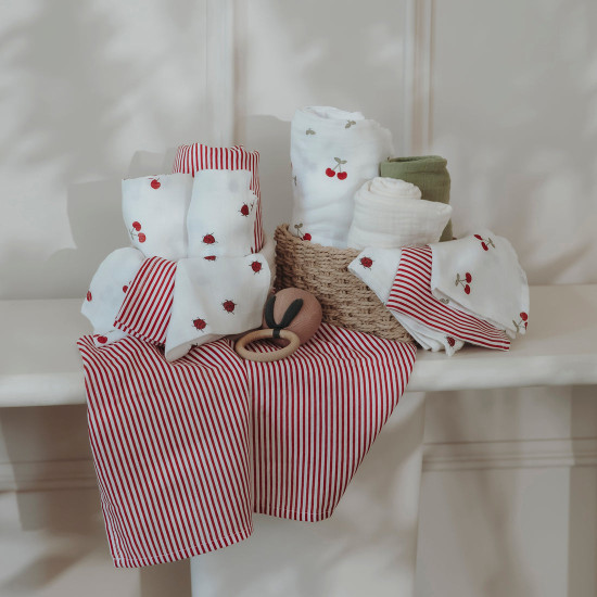 Meyco Baby muslīnu autiņu komplekts Girly Garden Multicolour (3 gab., 30x30 cm)